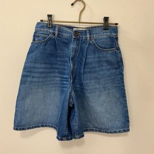 Weekend Max Mara Bermuda Shorts Pleated Front denim size 6